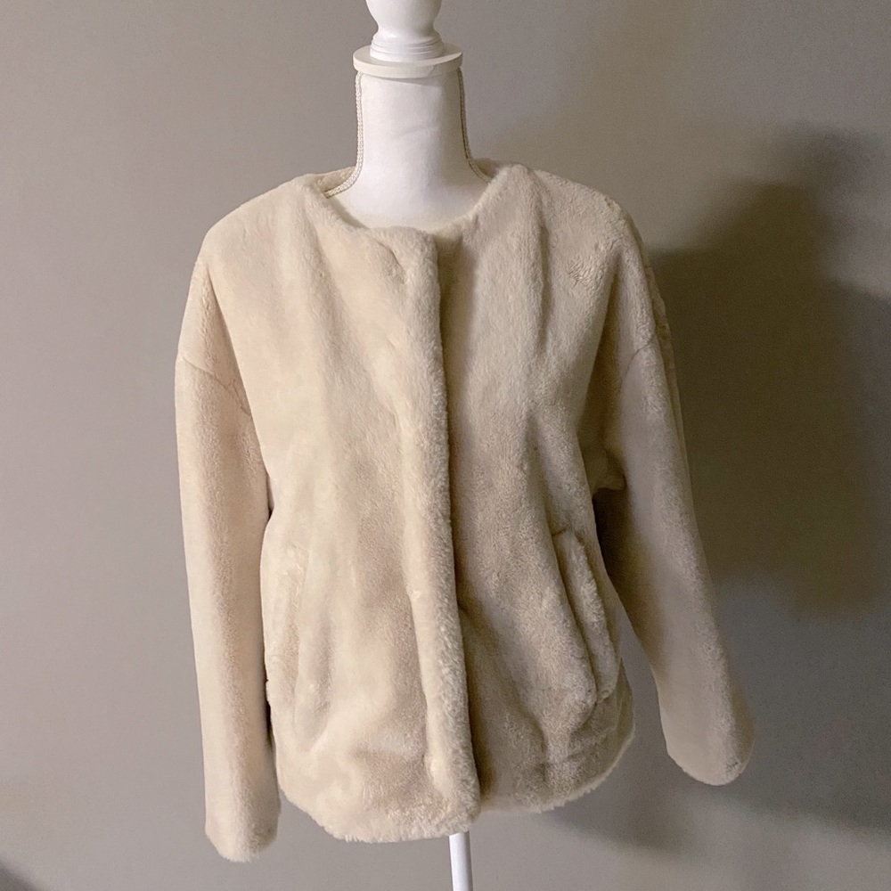 Zara teddy bear coat 🧸